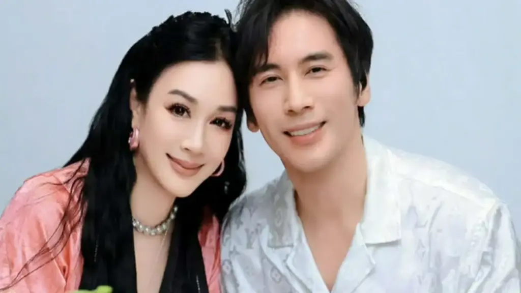 Mỹ nhân gốc Việt Chung Lệ Đề và chồng kém 12 tuổi gây tranh cãi