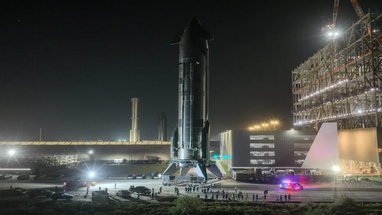 SpaceX thử nghiệm tên lửa khổng lồ, mở đường cho hành trình lên Sao Hỏa
