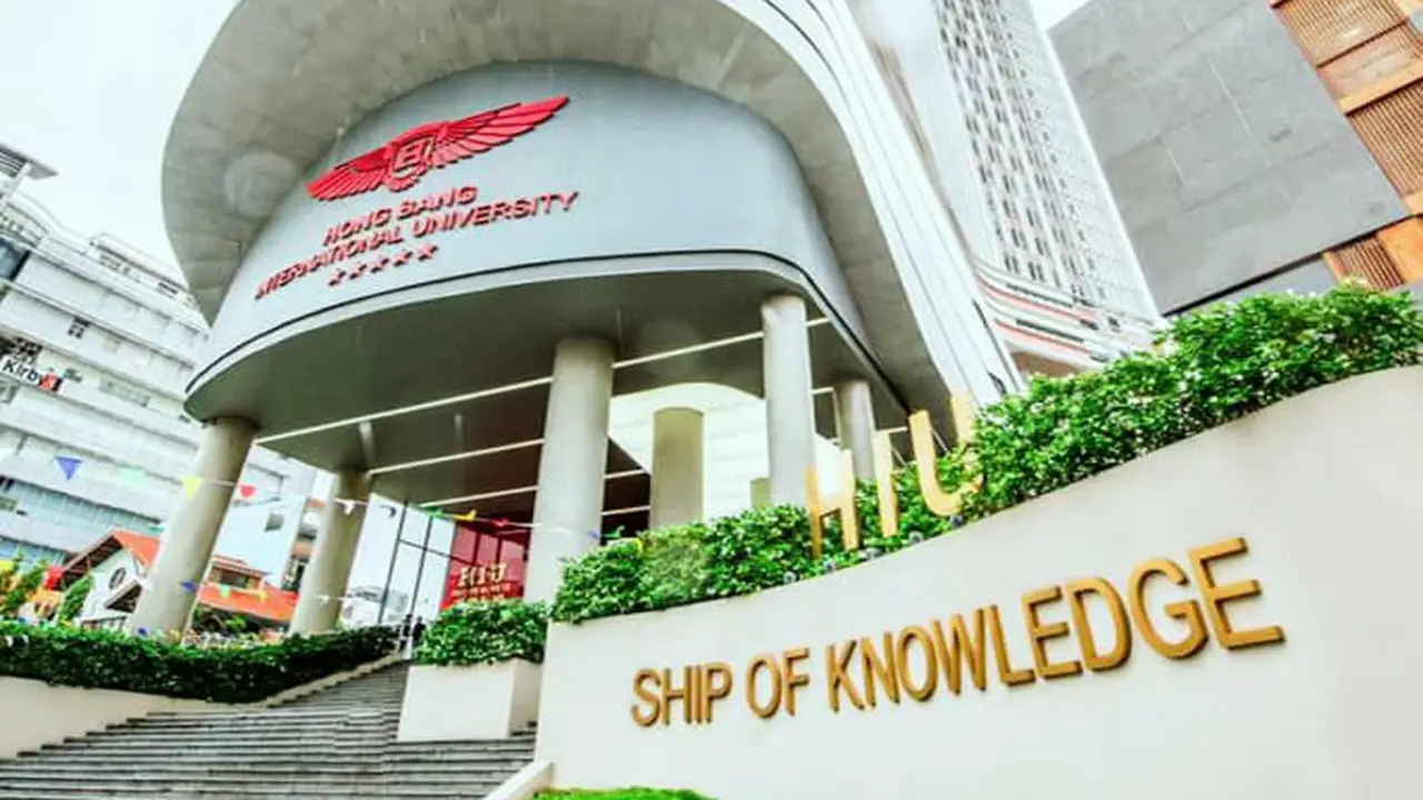 Thạc sĩ không còn được làm phó hiệu trưởng trường đại học