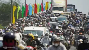 Trải nghiệm kinh hoàng chạy xe máy 9 tiếng từ Bình Dương về Trà Vinh