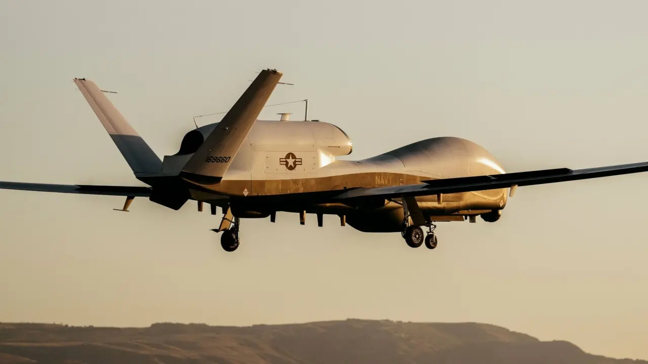 UAV hơn 200 trăm triệu USD của Mỹ mất tích, nghi rơi gần Iran