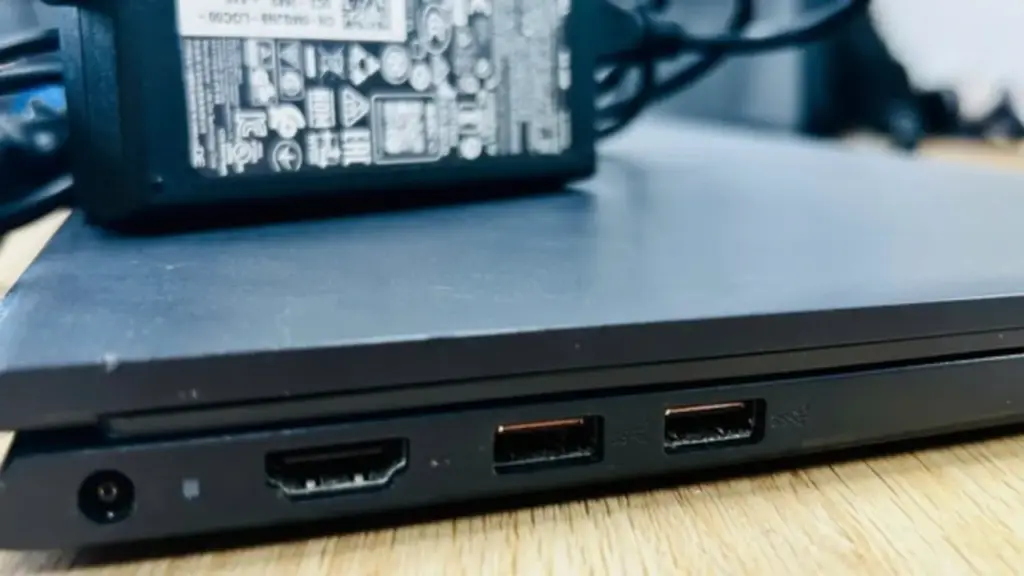 Vì sao laptop hiện đại vẫn ưa chuộng cổng USB 2.0?